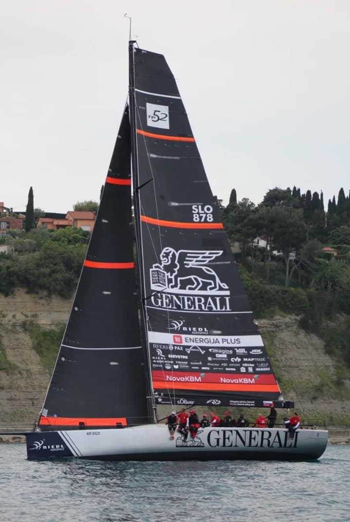 TP52 Generali - Assilina III от Farr Yacht Design - Image 9