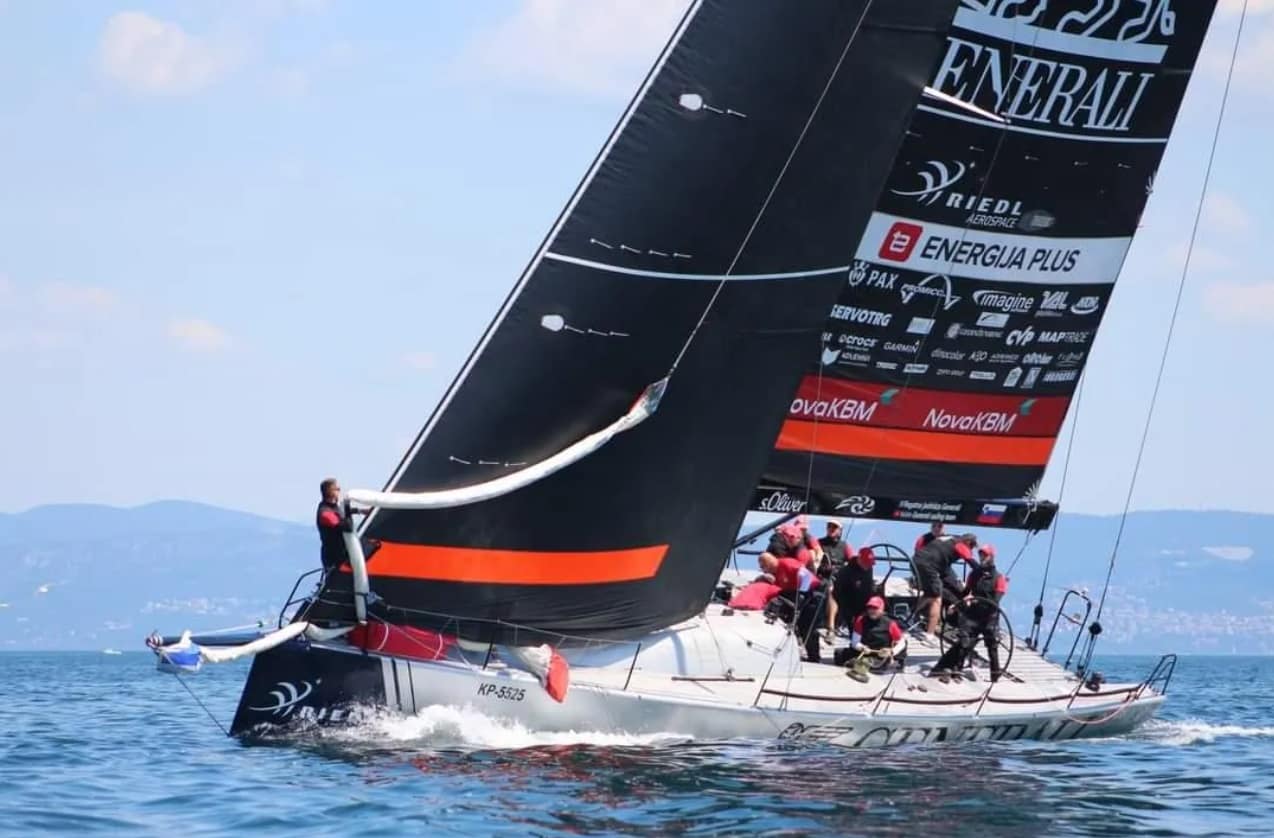 TP52 Generali - Assilina III от Farr Yacht Design - Image 13