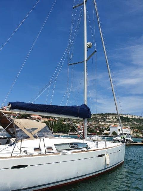 Beneteau Oceanis 46 - Image 7