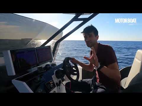 De Antonio Yachts - D36 Open (with Hard-Top option) - INFINITY - Video 3