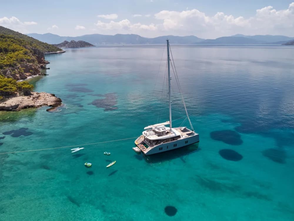 Sailing charter
